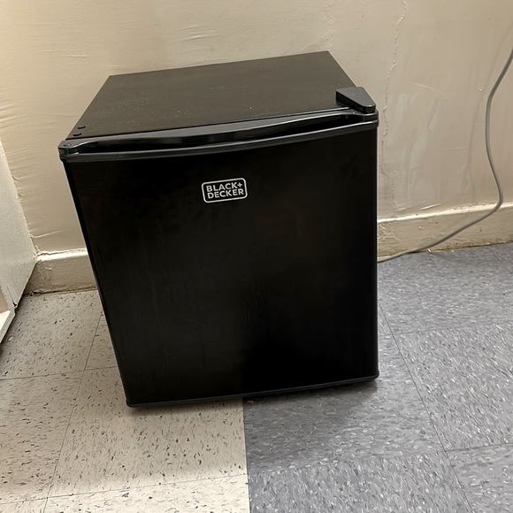 Black Mini Fridge - Picture 1 of 3
